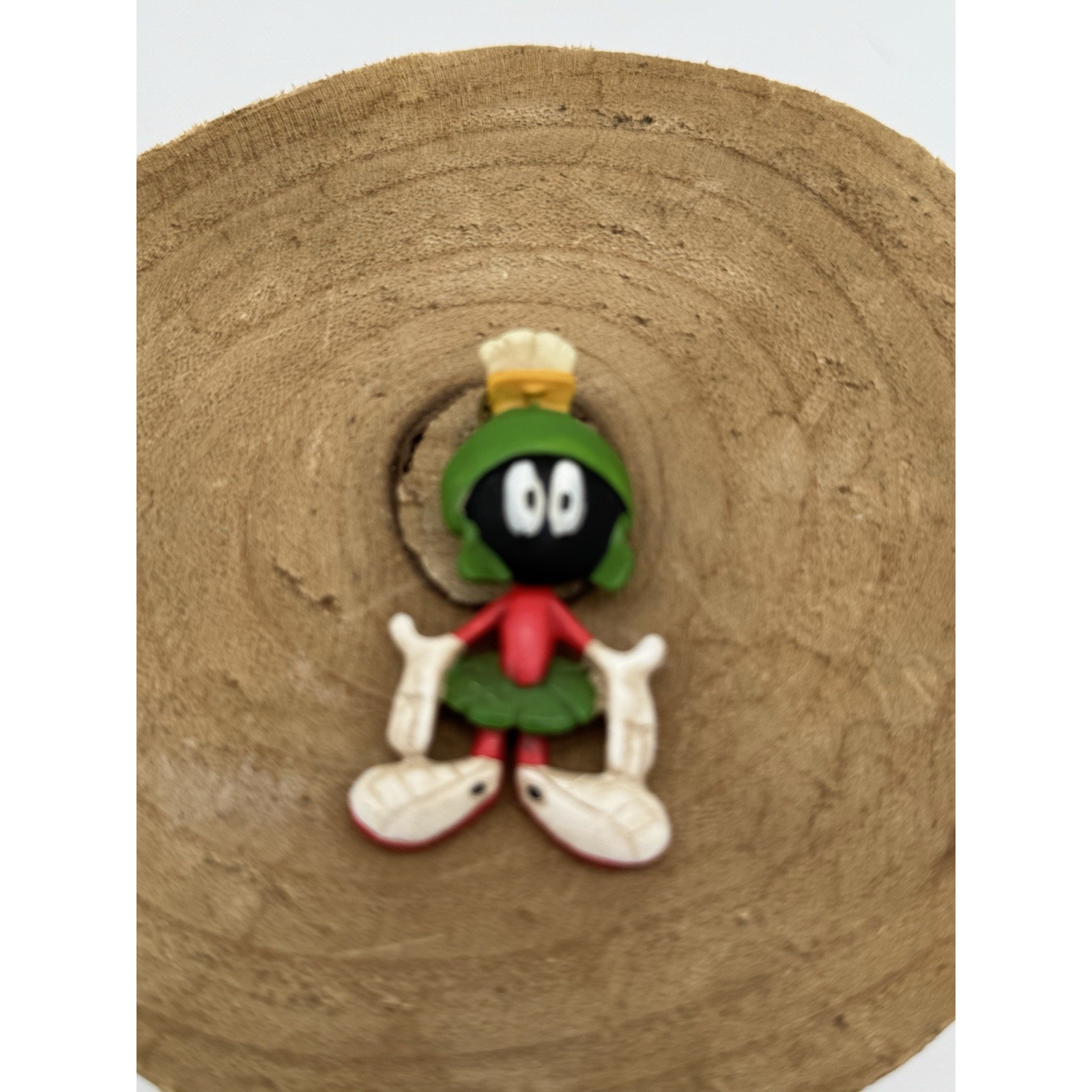 Vtg 90s Marvin The Martian Lapel Pin - Swinging Body Looney Tunes Alien 12$
